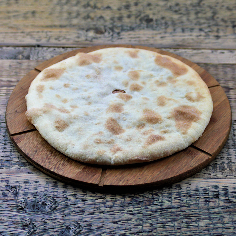 Лобиани (Пирог с фасолью)